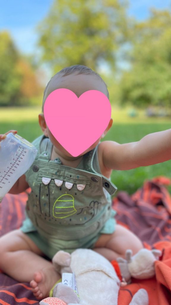Sortir avec bébé Alice, Louis et James